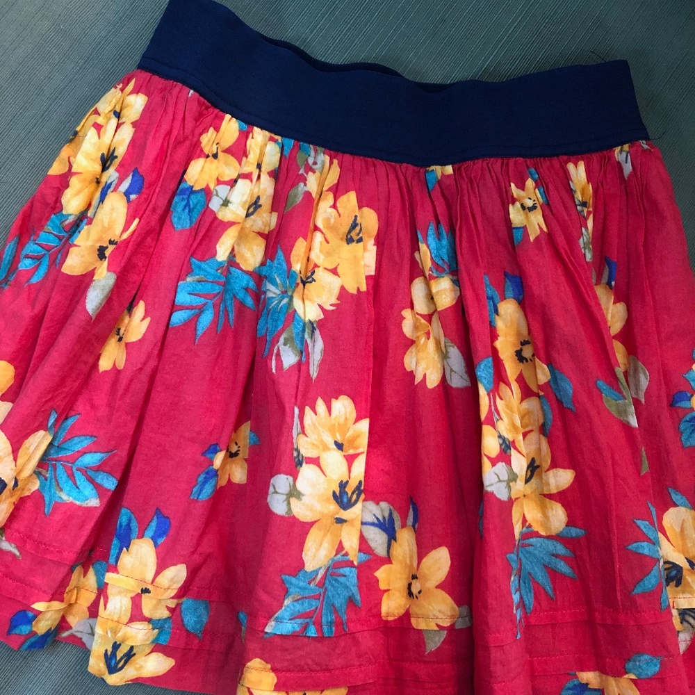 Women's Short Floral Skirt- Size Medium